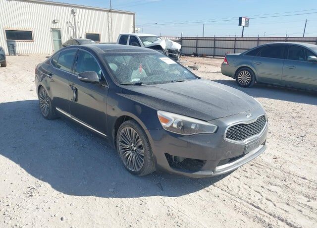 2014 KIA Cadenza