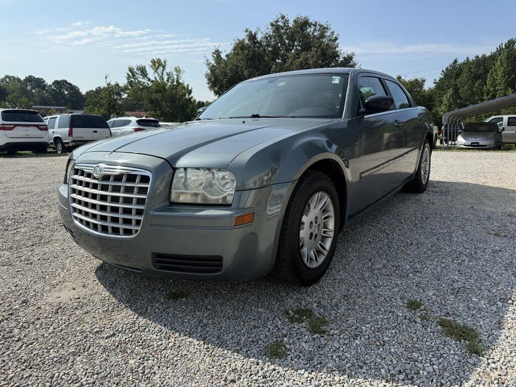 2005 CHRYSLER 300