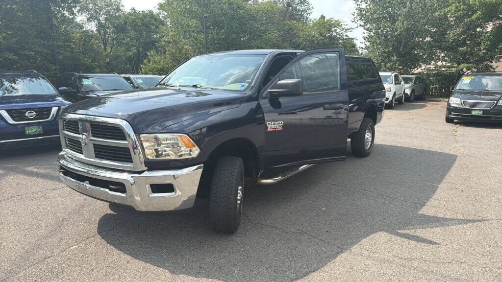 2012 DODGE Ram