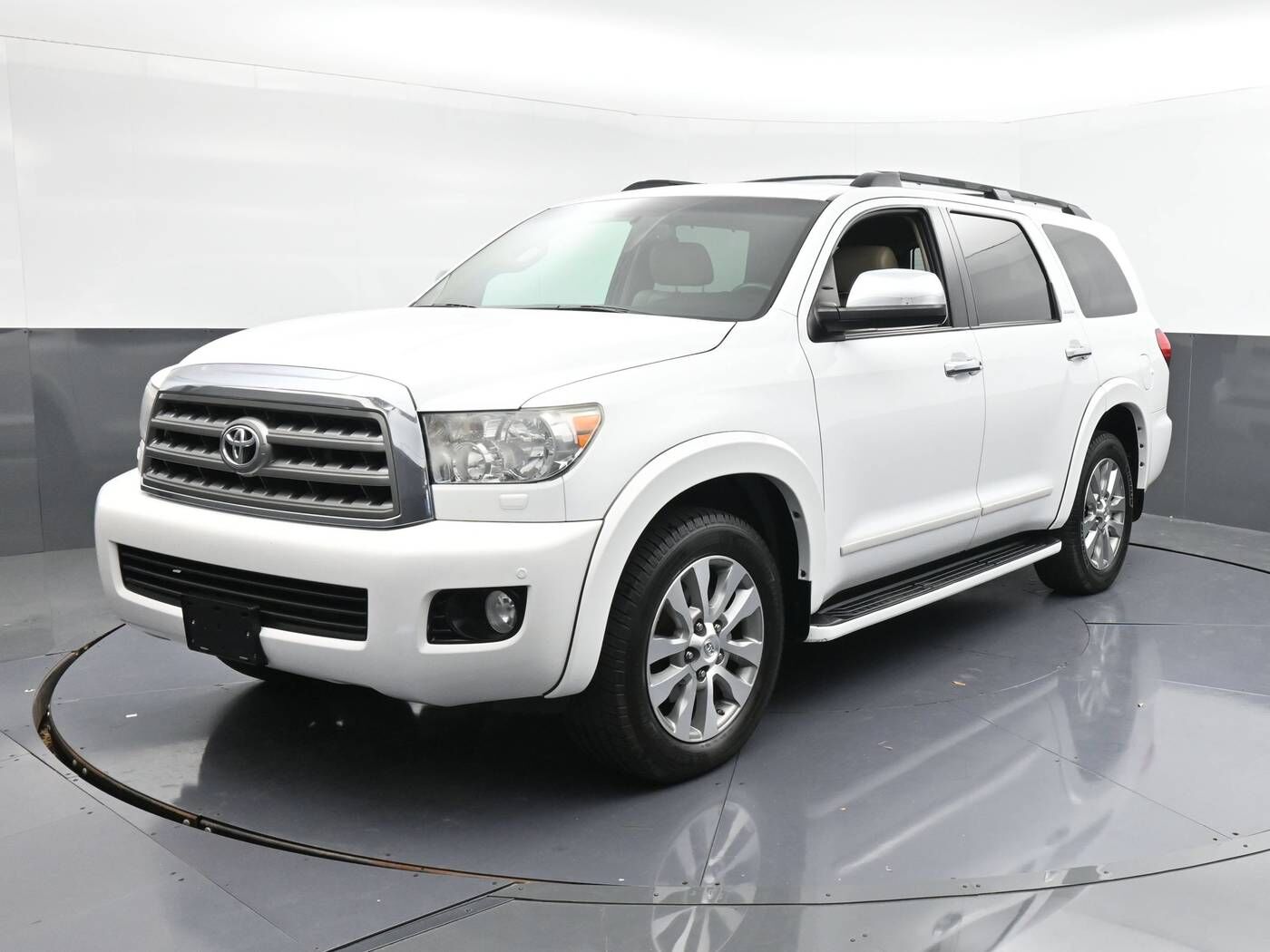 2015 TOYOTA Sequoia