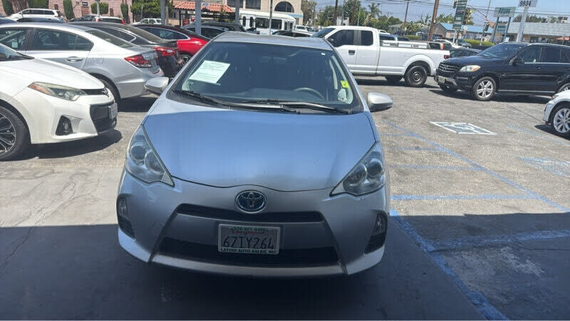 2013 TOYOTA Prius