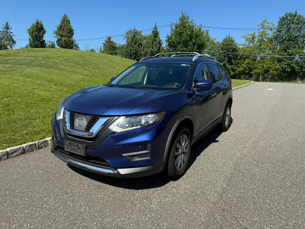 2017 NISSAN Rogue