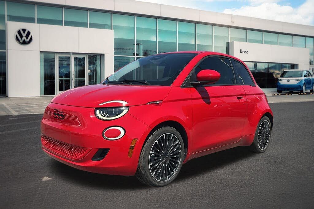 2024 FIAT 500e