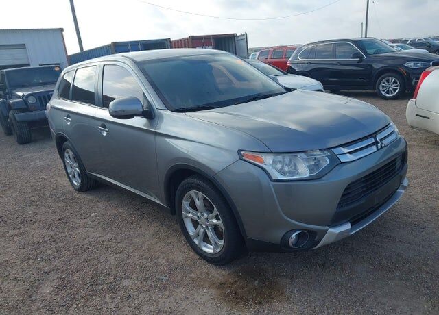 2015 MITSUBISHI Outlander