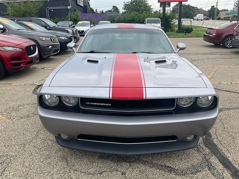 2013 DODGE Challenger