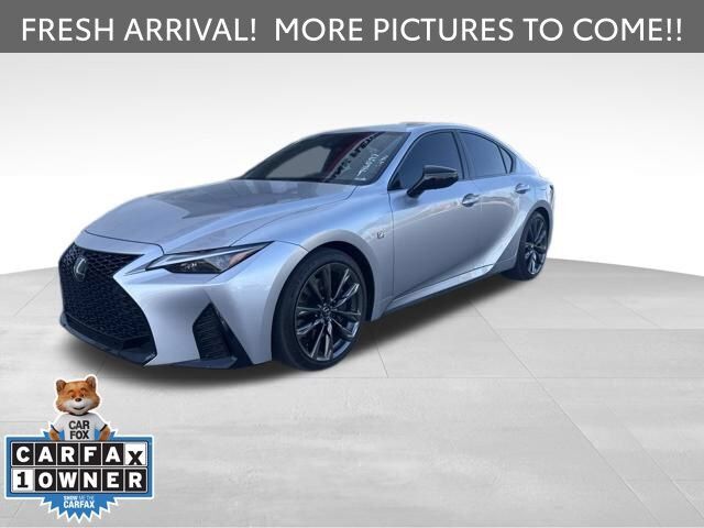 2025 LEXUS IS