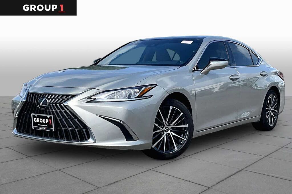 2024 LEXUS ES