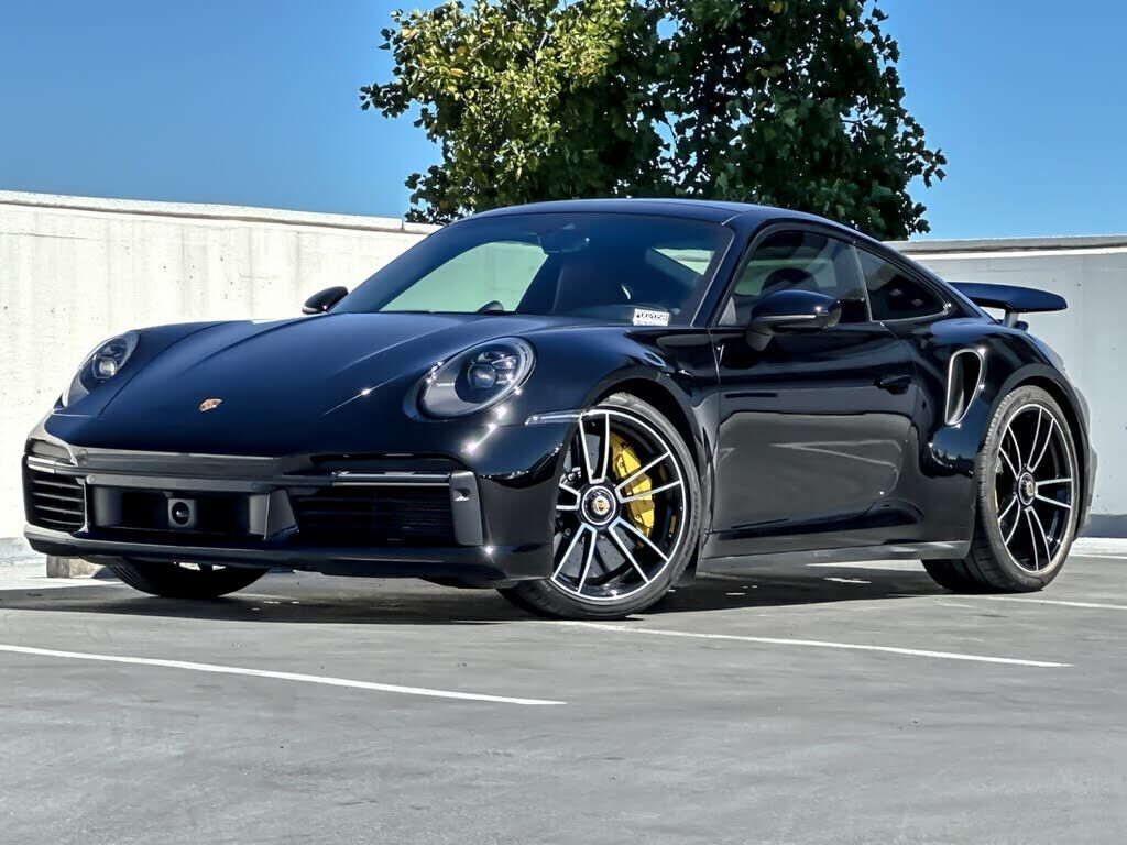 2022 PORSCHE 911