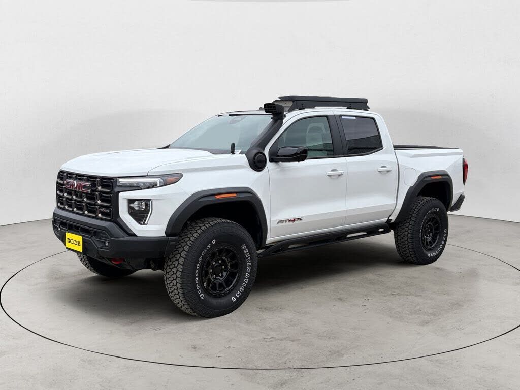 2024 GMC Canyon