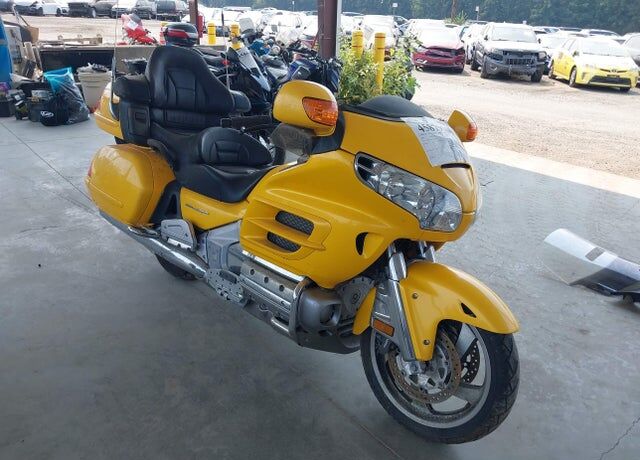 2005 HONDA GL1800