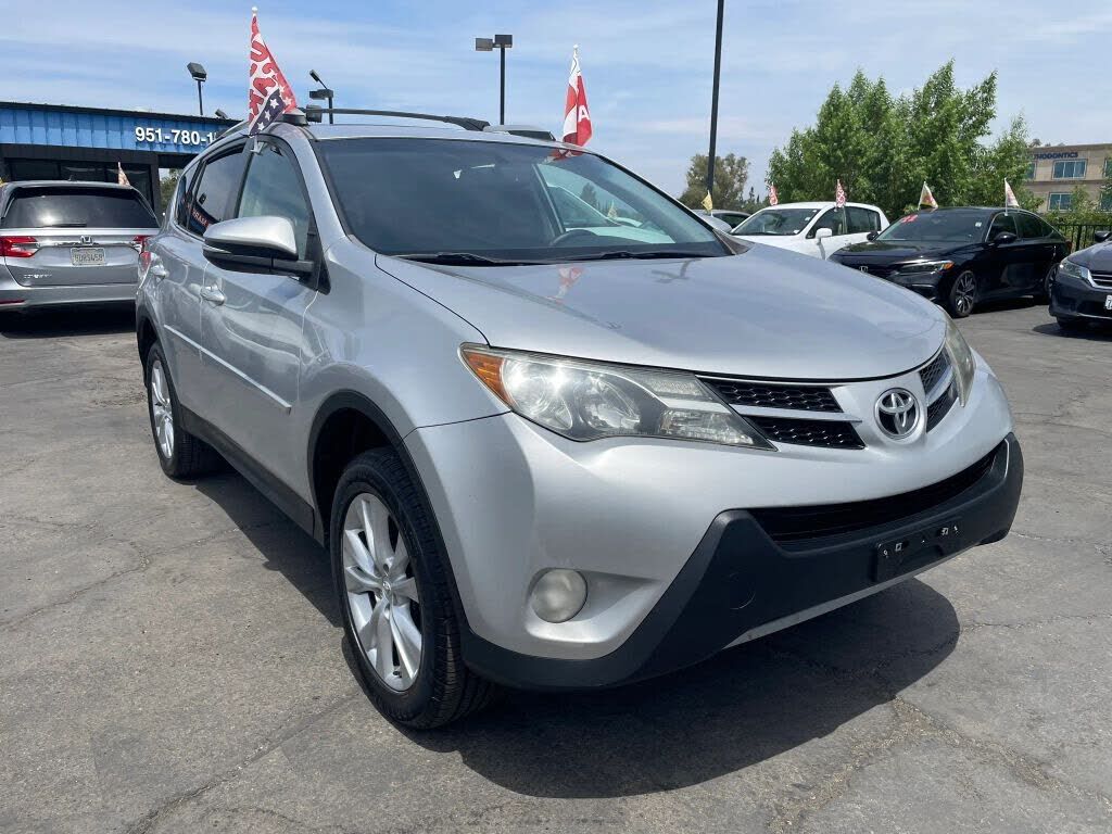 2013 TOYOTA RAV4