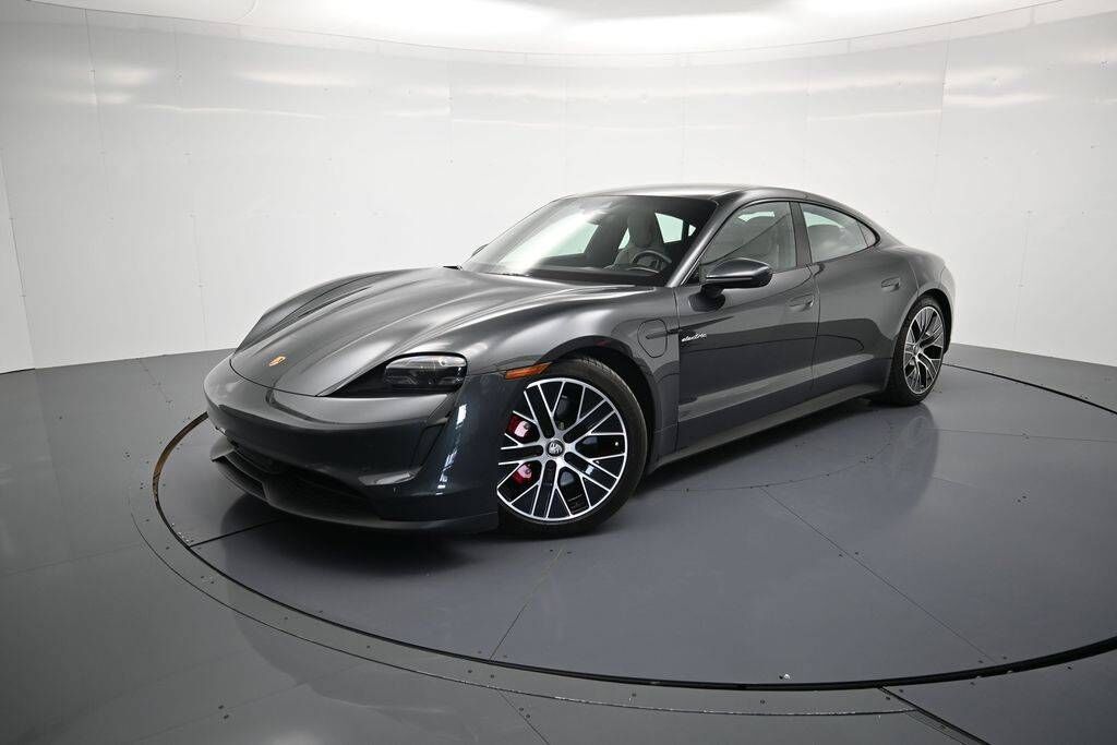 2021 PORSCHE Taycan