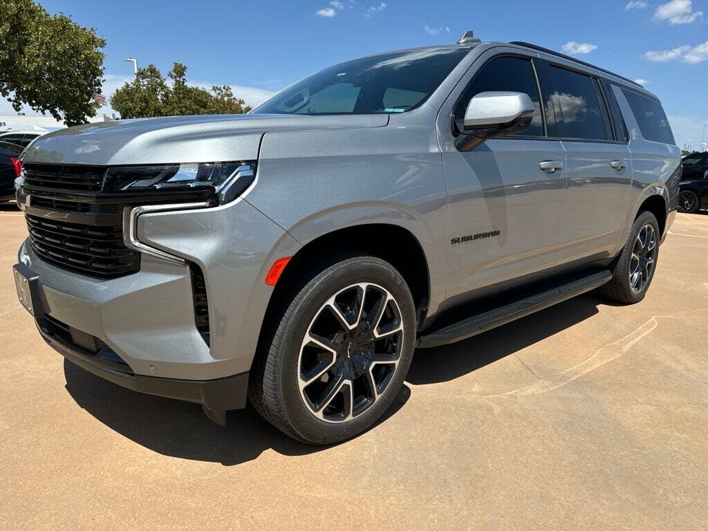 2024 CHEVROLET Suburban
