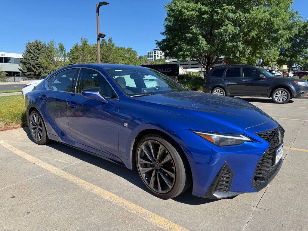 2024 LEXUS IS