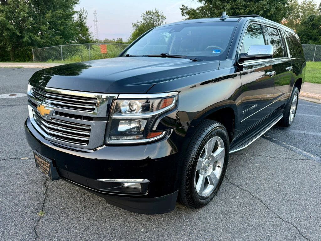 2016 CHEVROLET Suburban