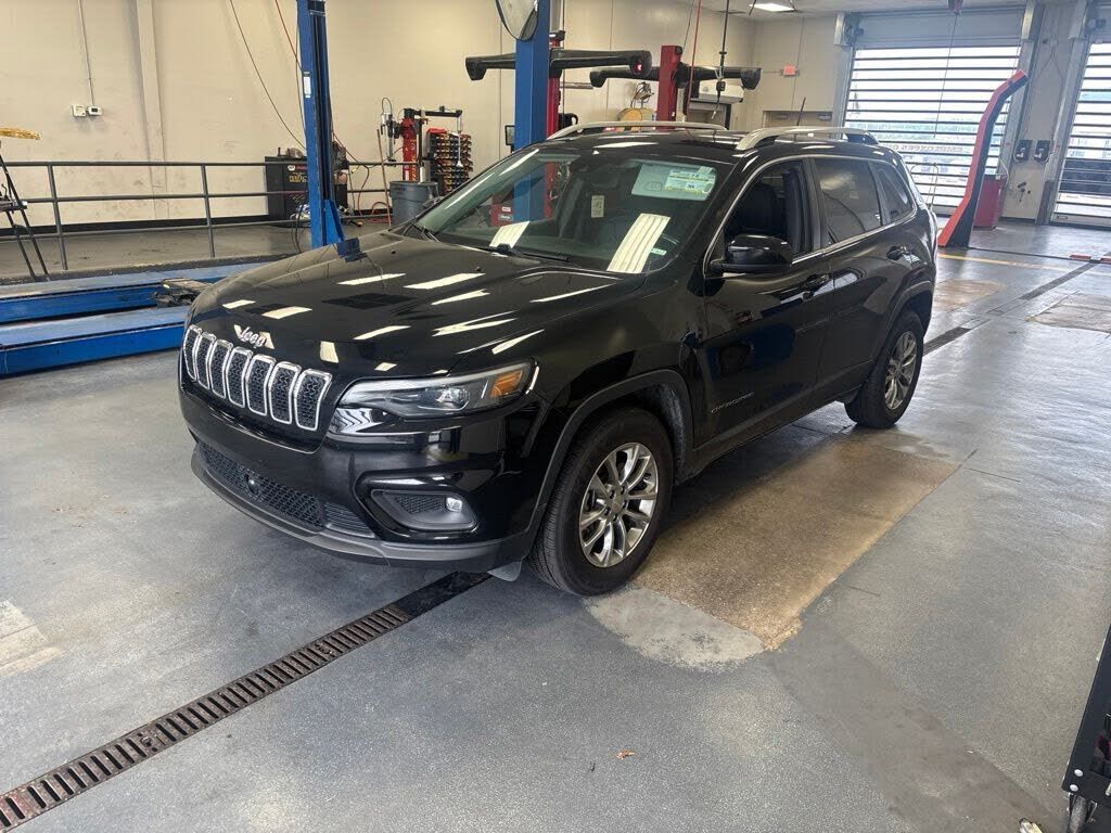 2021 JEEP Cherokee
