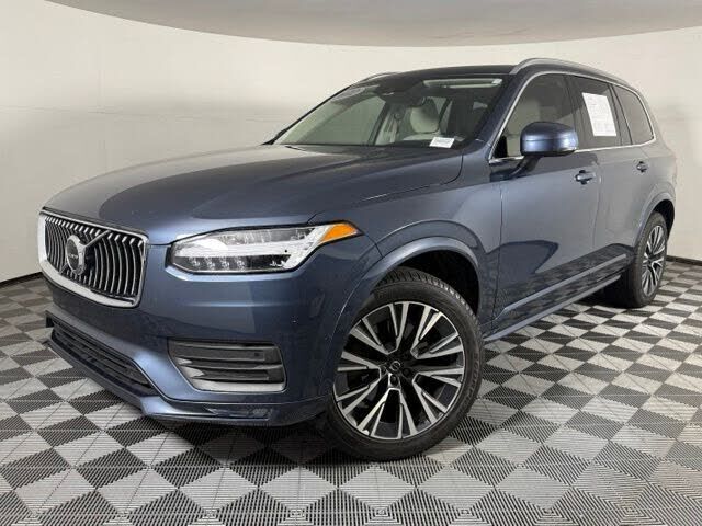 2022 VOLVO XC90