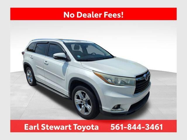 2015 TOYOTA Highlander