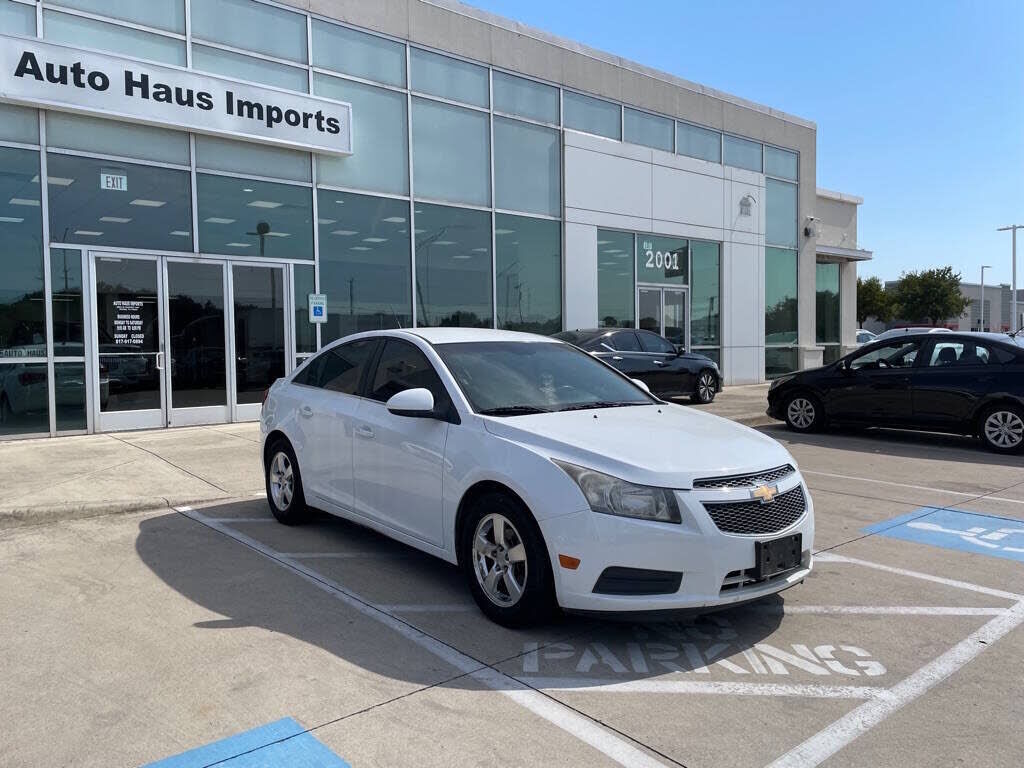 2011 CHEVROLET Cruze