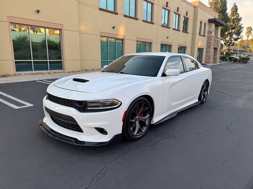 2019 DODGE Charger