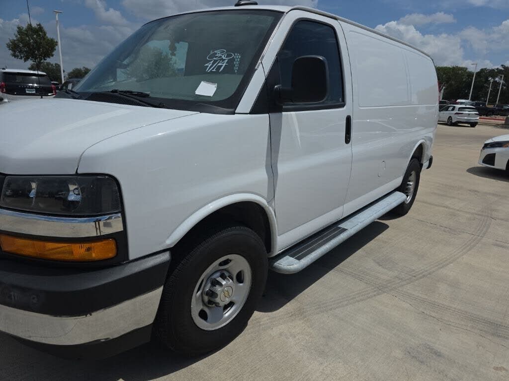 2025 CHEVROLET Express