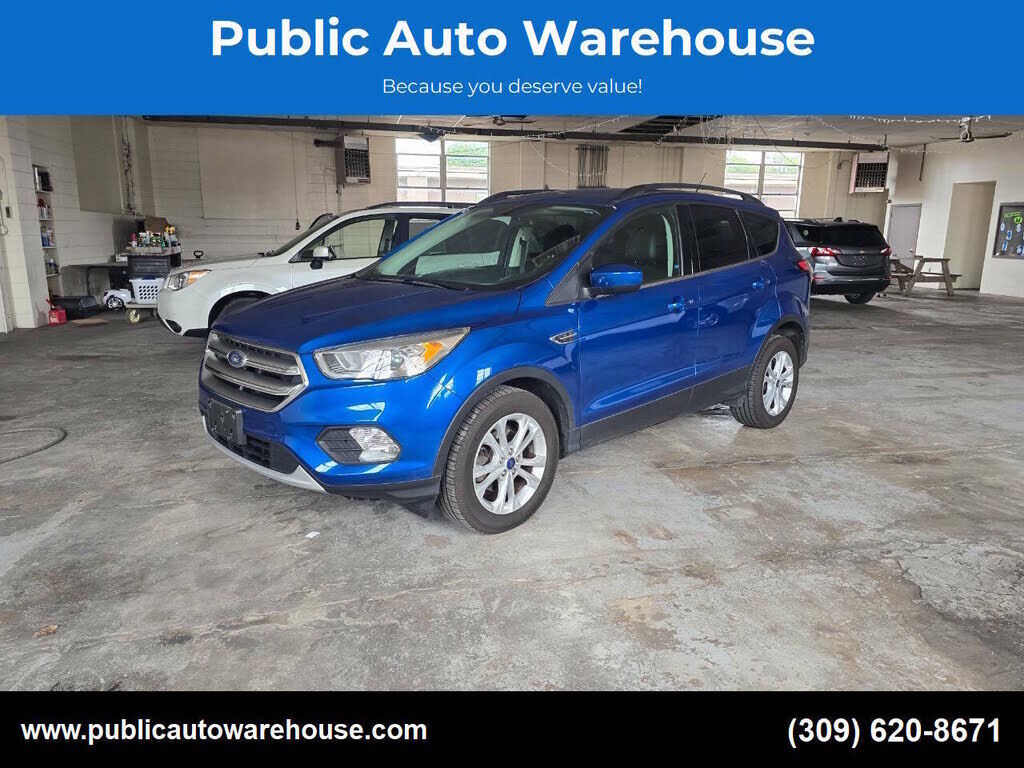 2017 FORD Escape