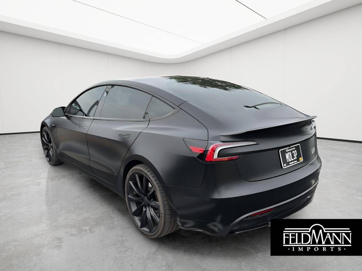 2024 TESLA Model 3