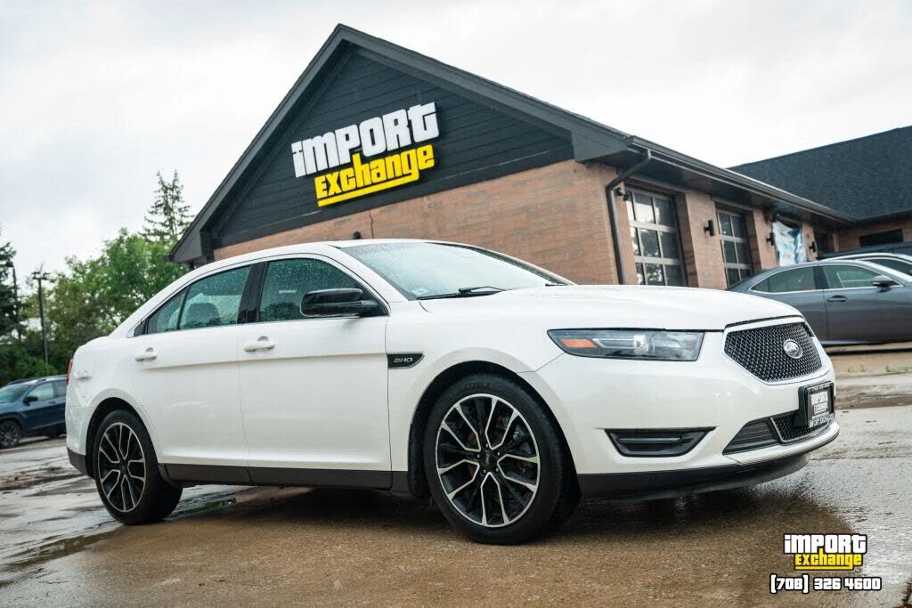 2017 FORD Taurus
