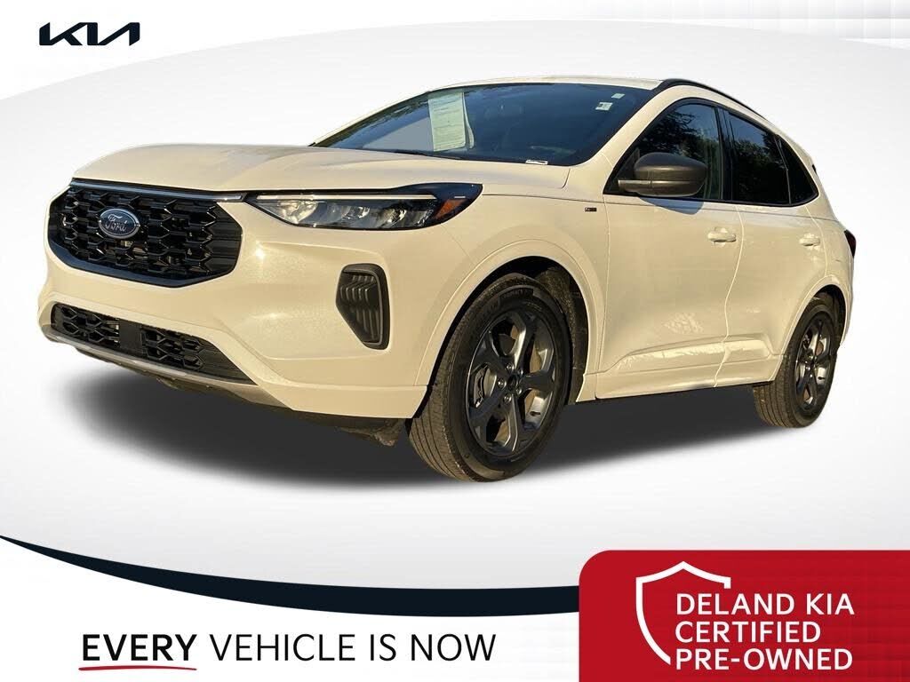 2024 FORD Escape
