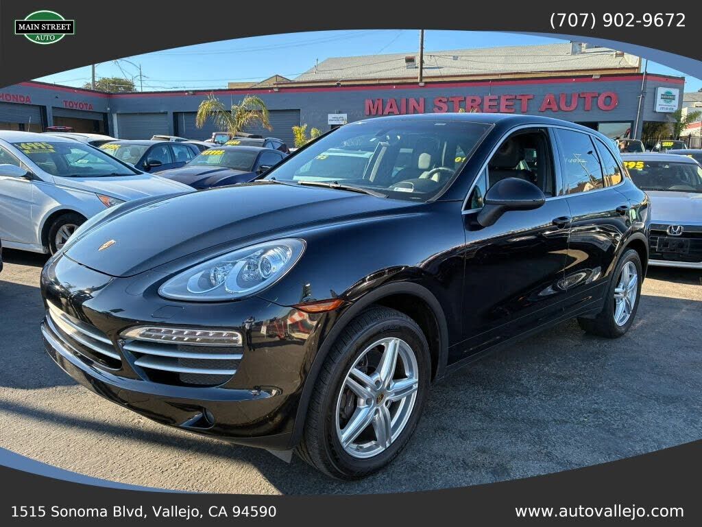 2014 PORSCHE Cayenne