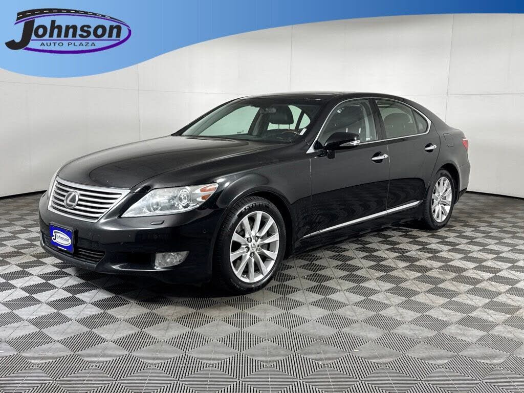 2011 LEXUS LS