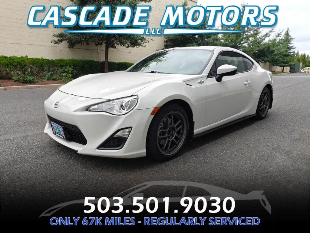 2015 TOYOTA Scion