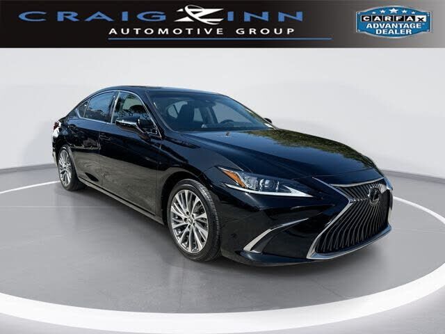2019 LEXUS ES