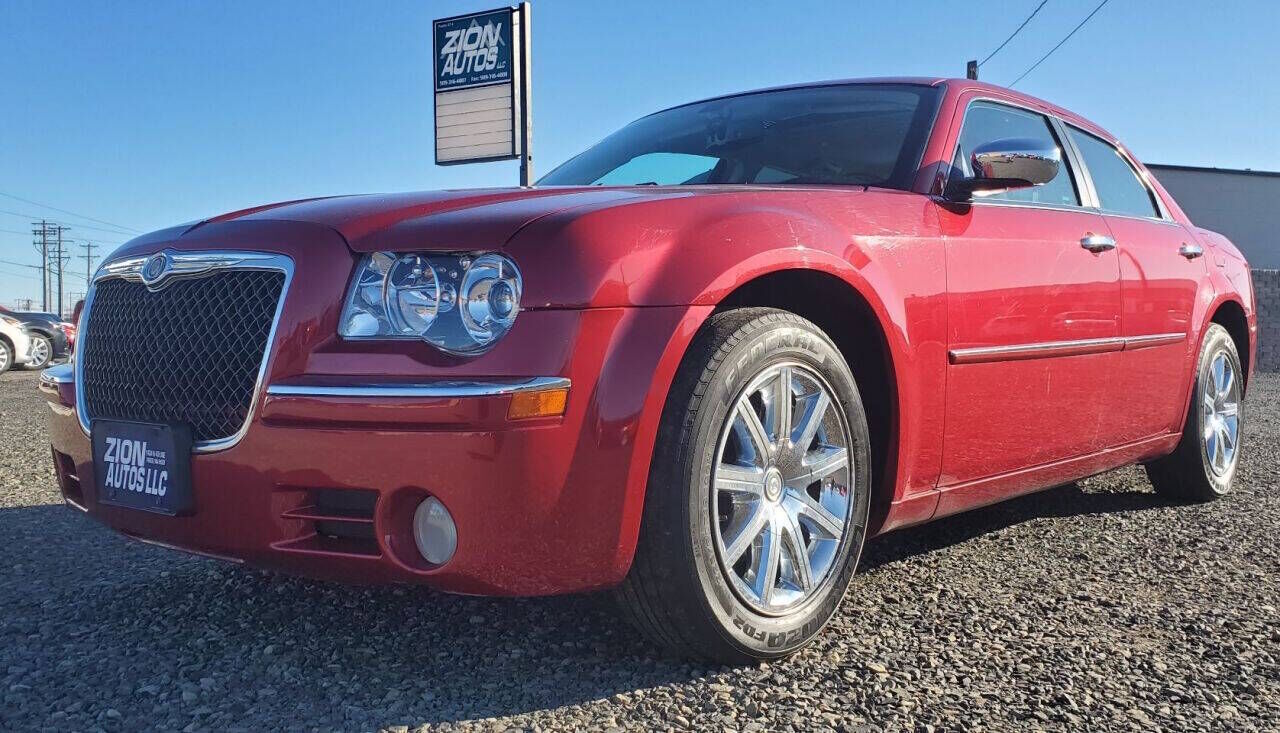 2010 CHRYSLER 300