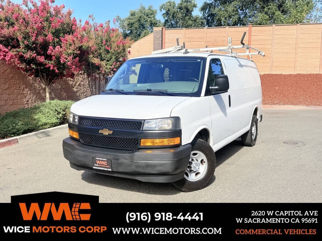 2019 CHEVROLET Express
