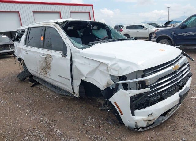 2026 CHEVROLET Suburban