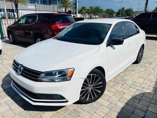 2016 VOLKSWAGEN Jetta
