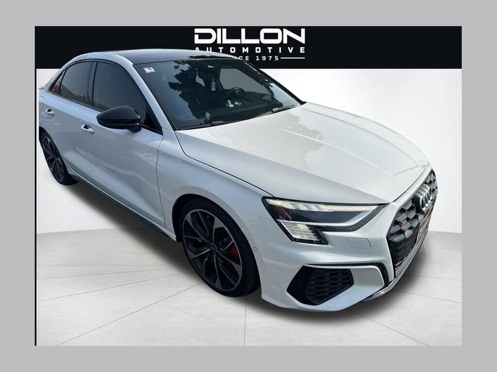 2022 AUDI S3