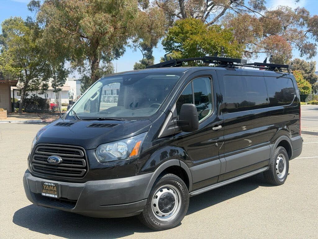 2015 FORD Transit
