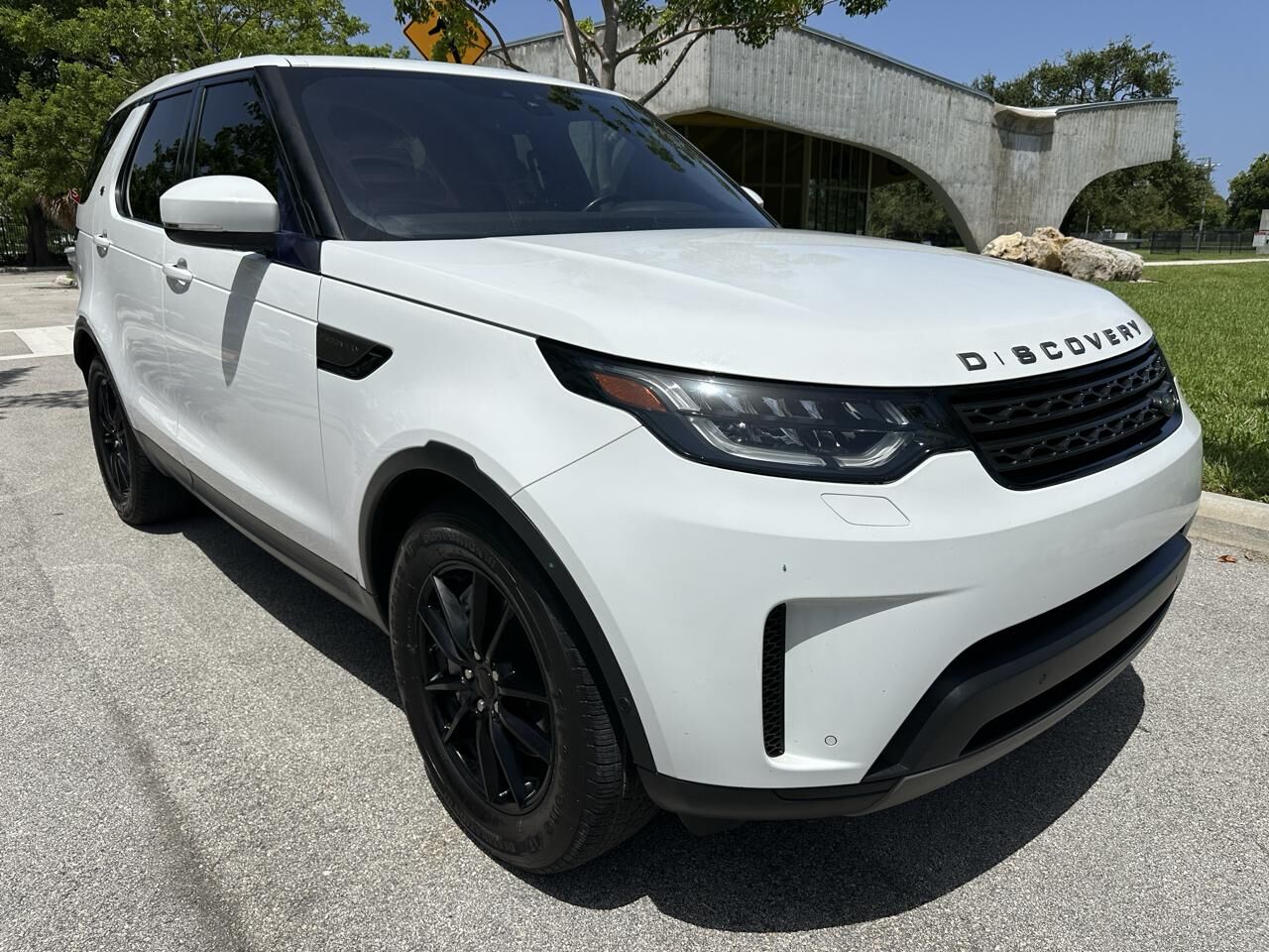 2019 LAND ROVER Discovery