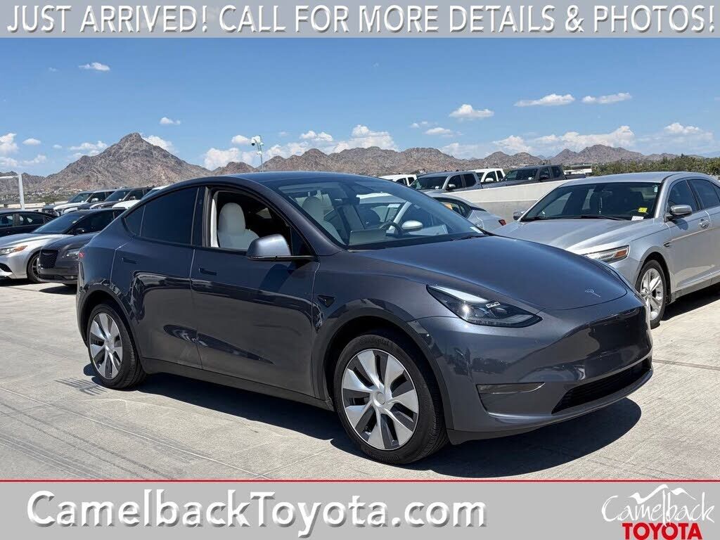 2023 TESLA Model Y