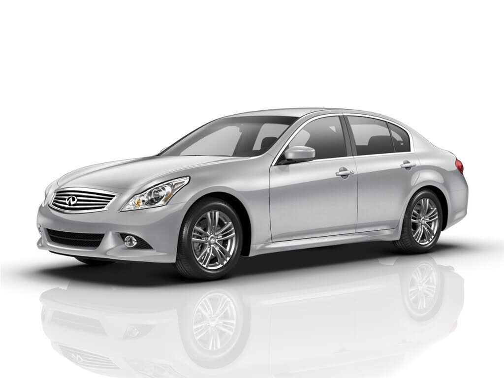2011 INFINITI G37