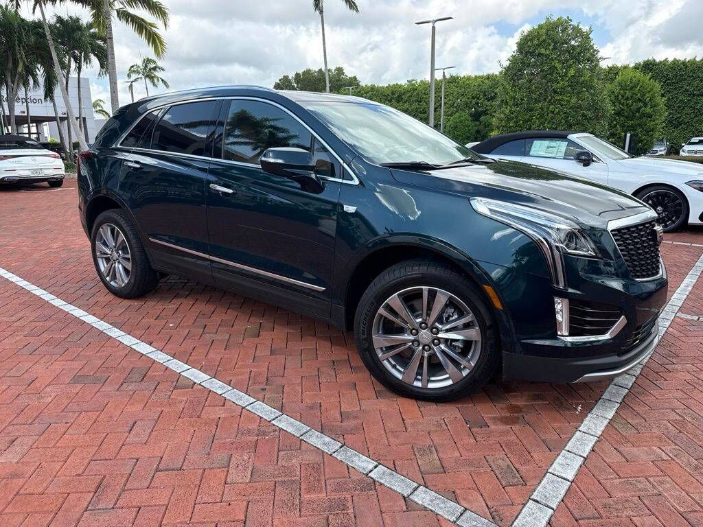 2025 CADILLAC XT5