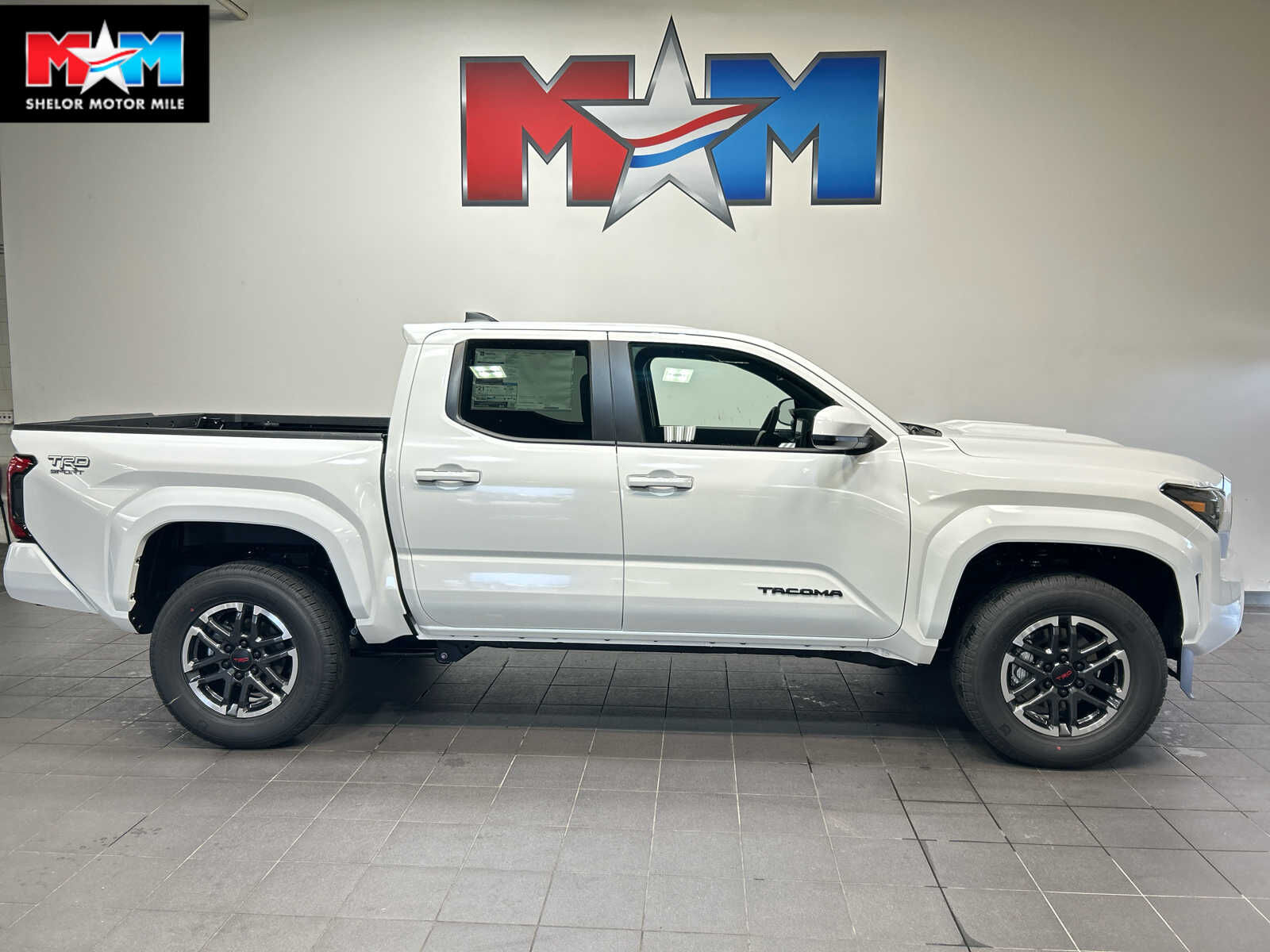 2026 TOYOTA Tacoma