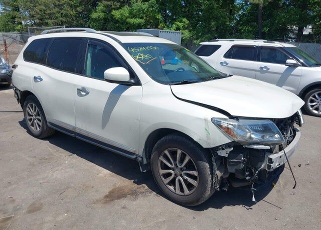 2015 NISSAN Pathfinder