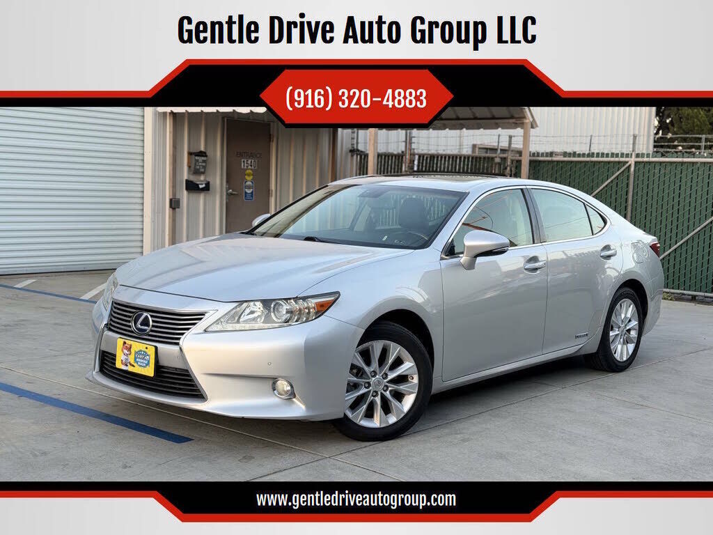 2013 LEXUS ES