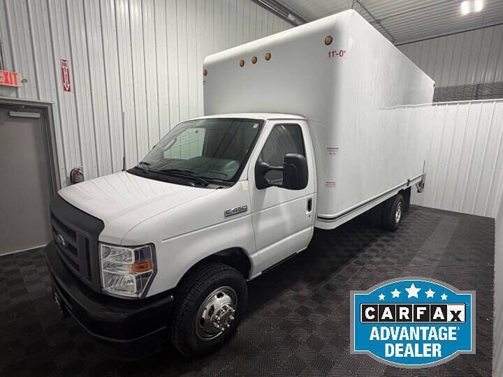 2023 FORD E-450