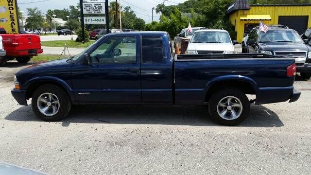2000 CHEVROLET S-10 Pickup