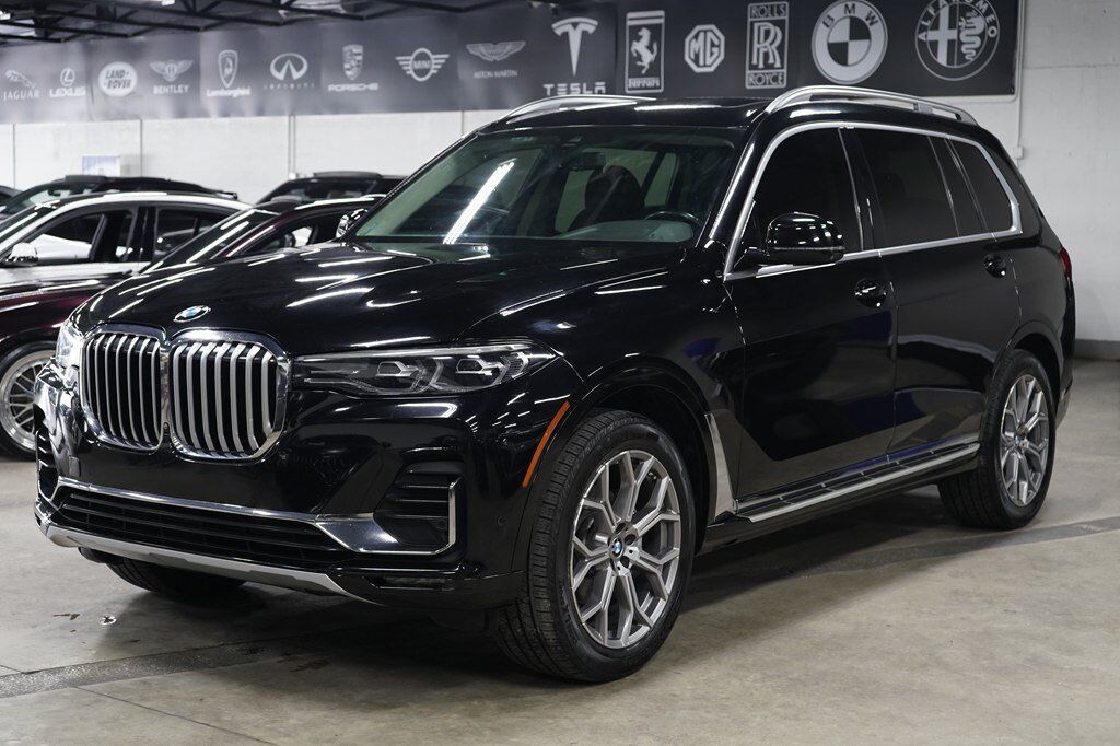 2021 BMW X7