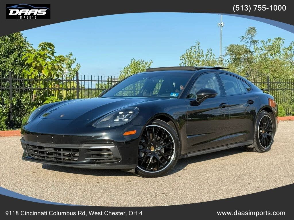2018 PORSCHE Panamera